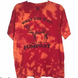 Men’s size L bleached T-shirt HUMPDAY. Red
